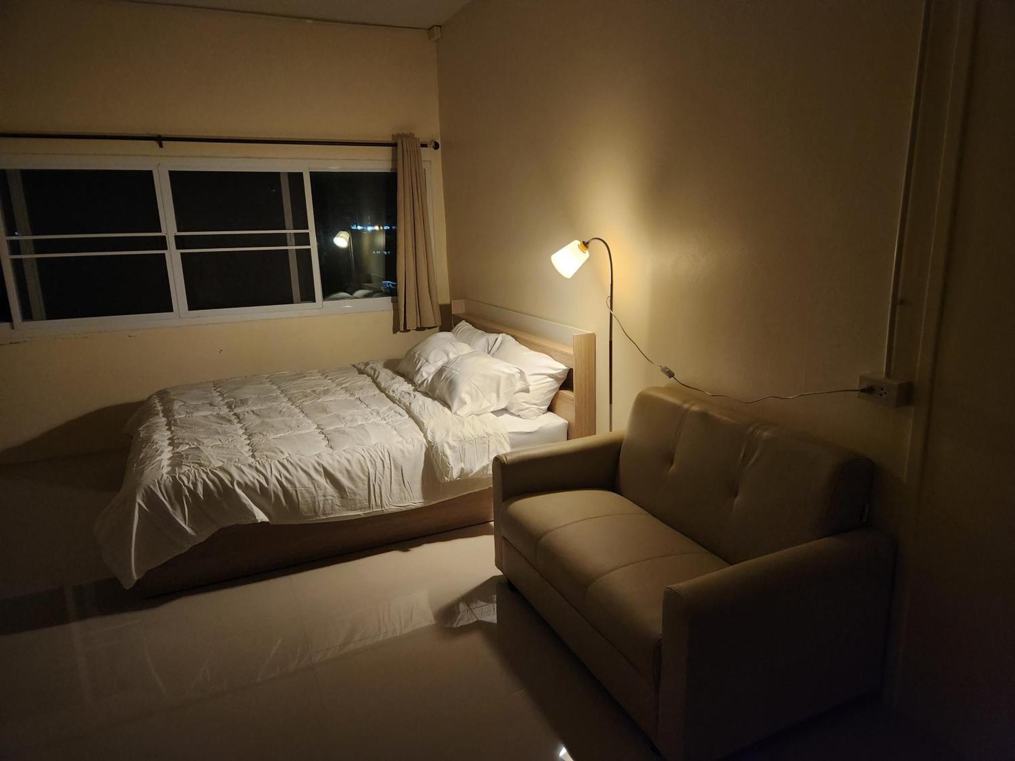 Skypearl Guesthouse & Pub Koh Tao Exterior photo