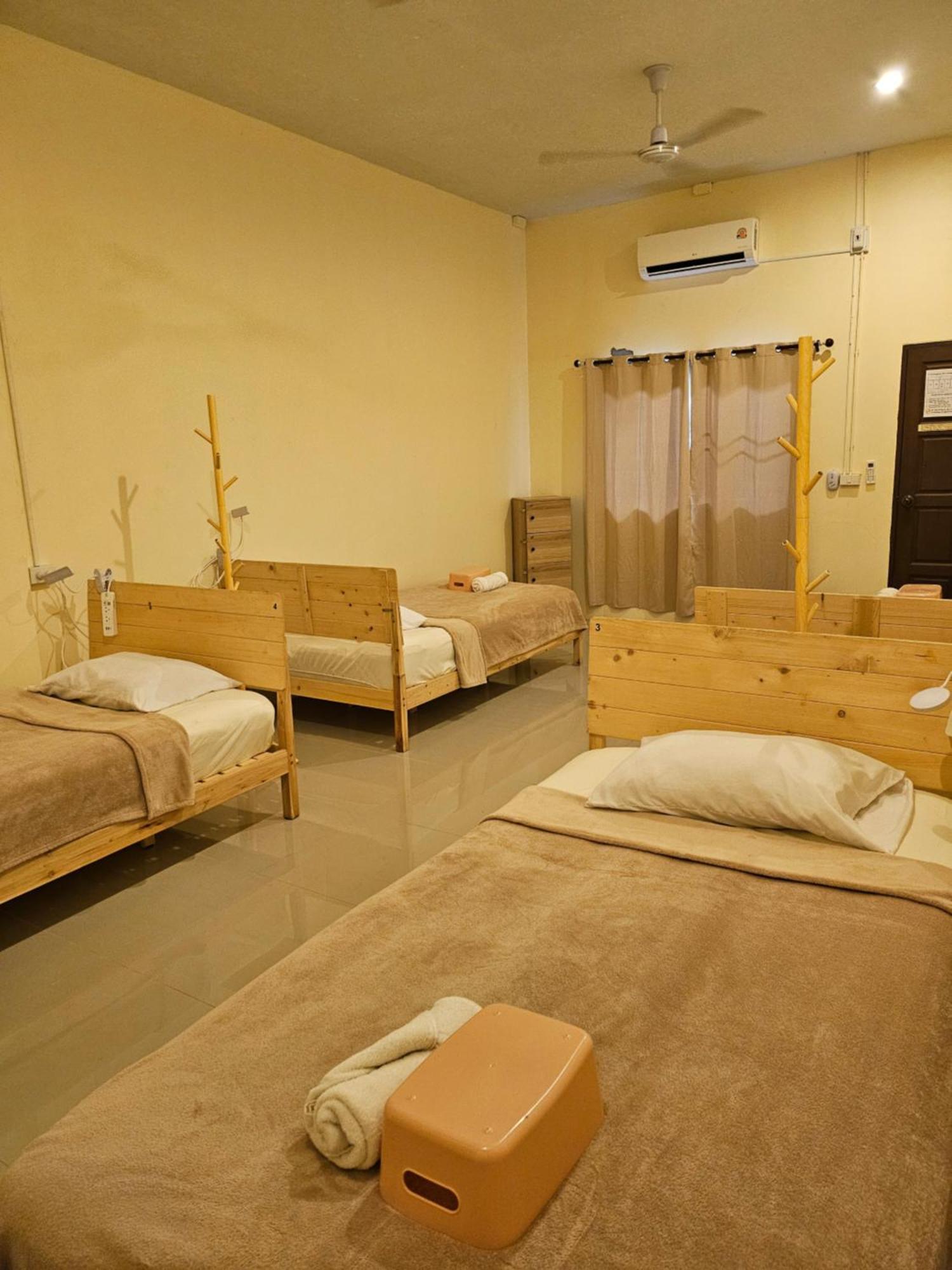 Skypearl Guesthouse & Pub Koh Tao Exterior photo